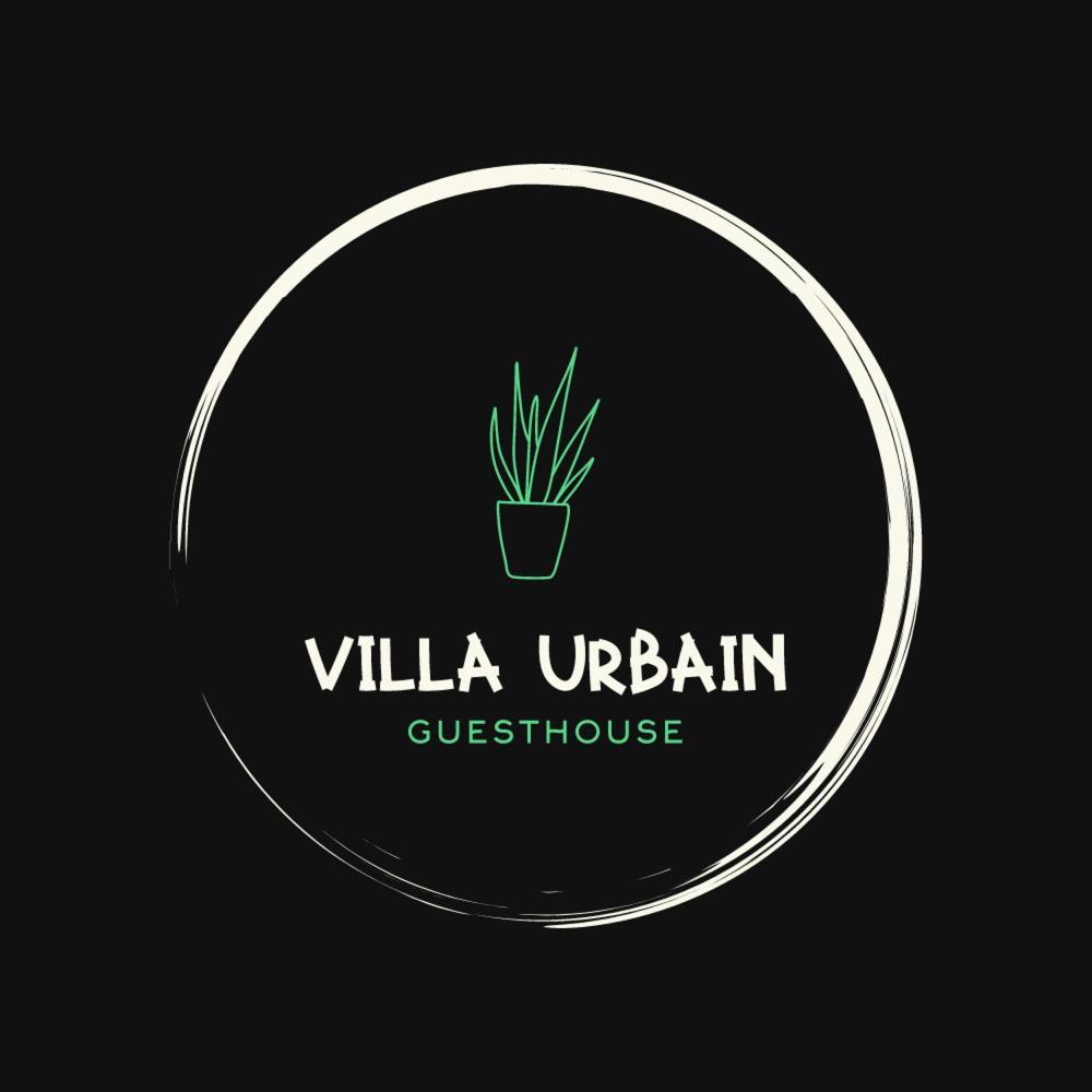 Urbain Quarto em Acomodações Particulares